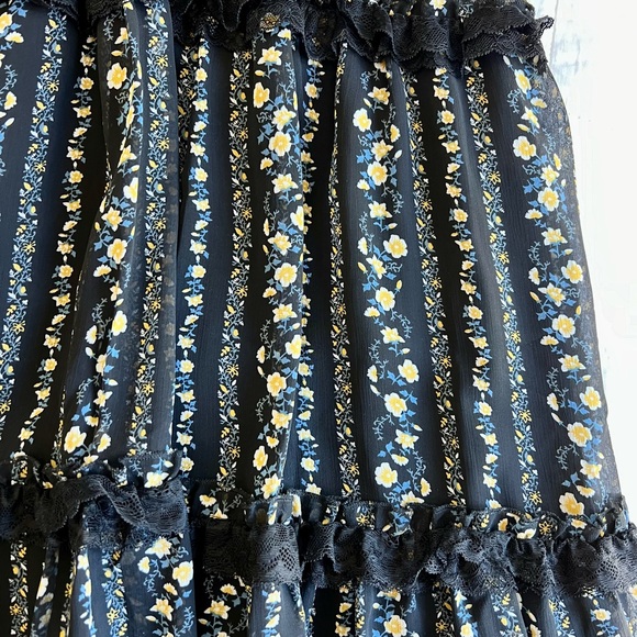 Moon River Dress - Picture 3 of 4